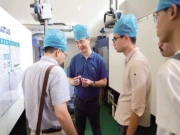 钟卫峰：引领科技创新，重视人才培养